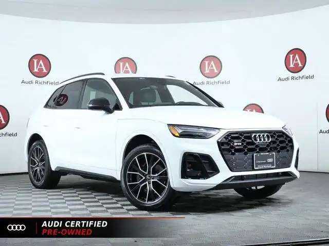 2023 Audi SQ5 Premium Plus's photo