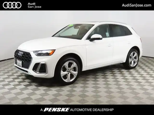 2023 Audi Q5 45 Premium Plus's photo