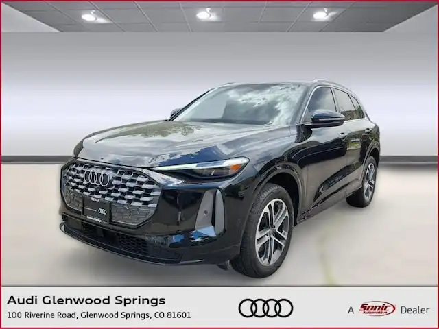 2025 Audi Q5 40 Premium Plus's photo