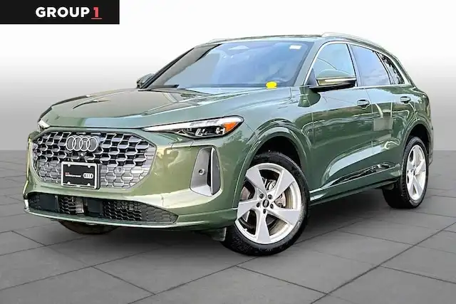 2025 Audi Q5 40 Premium Plus's photo