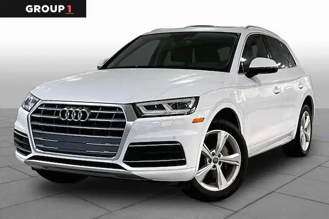 2020 Audi Q5 45 Premium Plus quattro S tronic's photo