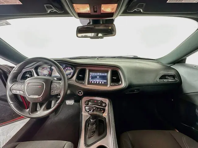 2023 Dodge Challenger SXT Auto photo 3