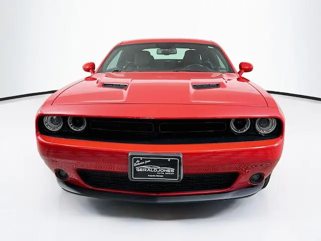 2023 Dodge Challenger SXT Auto photo 4