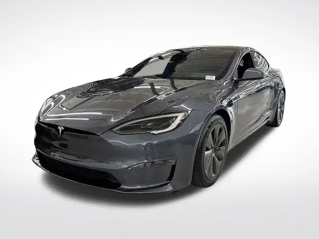 2022 Tesla Model S Base's photo