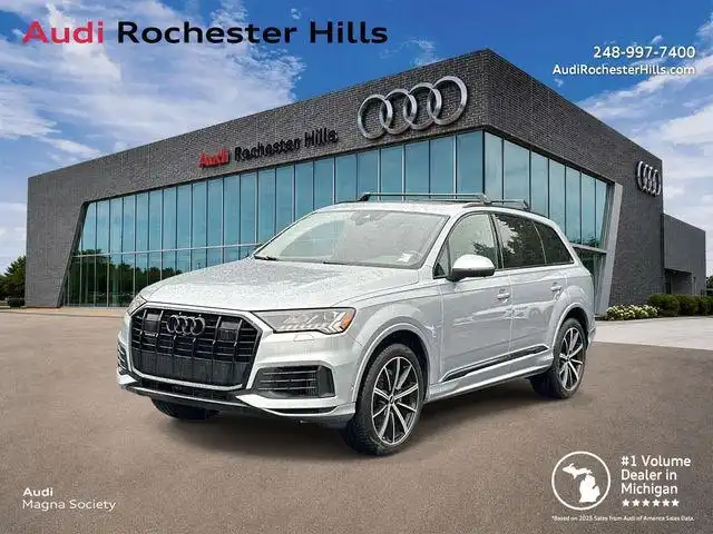 2023 Audi Q7 55 Premium Plus quattro Tiptronic's photo