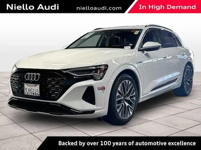 2024 Audi Q8 e-tron 114 kWh Prestige quattro 55's photo
