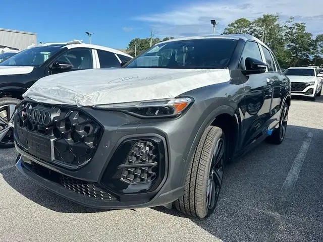 2026 Audi SQ5 Premium Plus quattro's photo