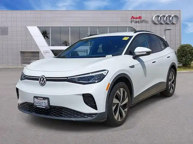 2023 Volkswagen ID.4 PRO SK's photo