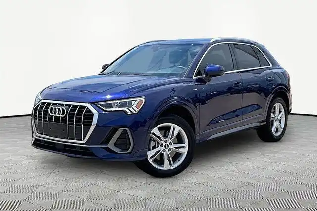 2024 Audi Q3 45 TFSI S Line Premium quattro's photo