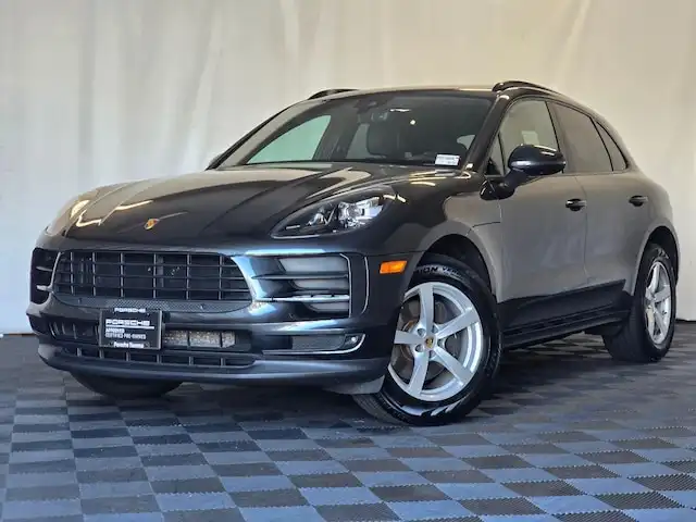 2019 Porsche Macan Base's photo