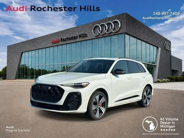 2025 Audi SQ5 Premium Plus's photo