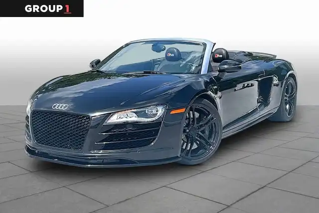 2011 Audi R8 5.2 Spyder quattro R tronic's photo
