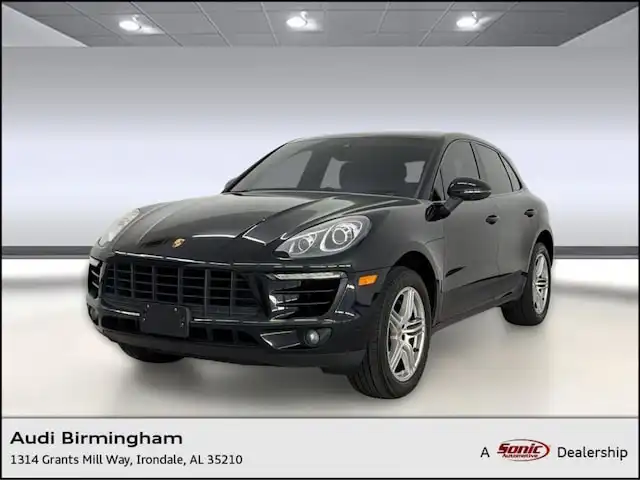 2017 Porsche Macan S's photo