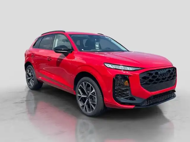 2026 Audi Q3 S line quattro's photo