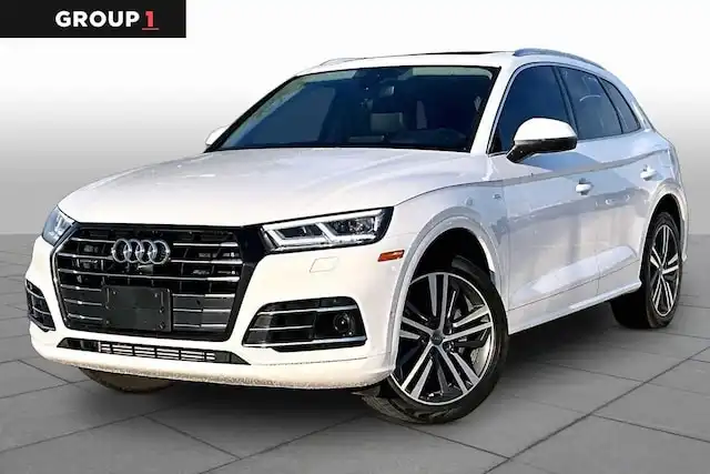 2020 Audi Q5 55 e quattro S tronic Prestige's photo