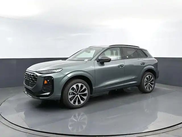 2026 Audi Q3 S line quattro's photo