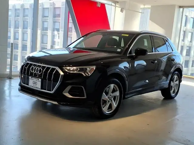2019 Audi Q3 45 TFSI Premium Plus quattro's photo