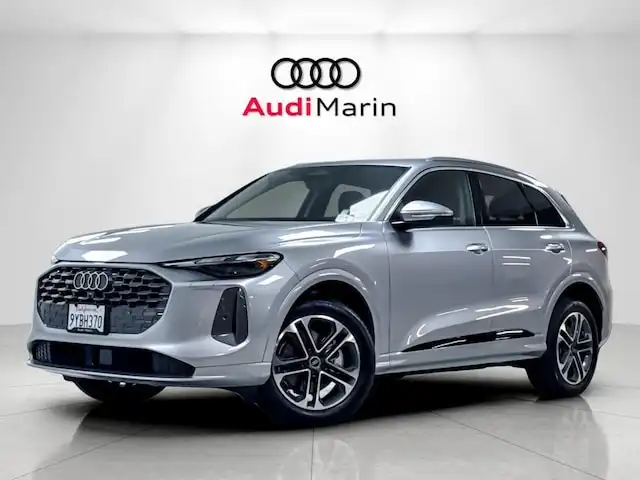 2025 Audi Q5 40 Premium's photo
