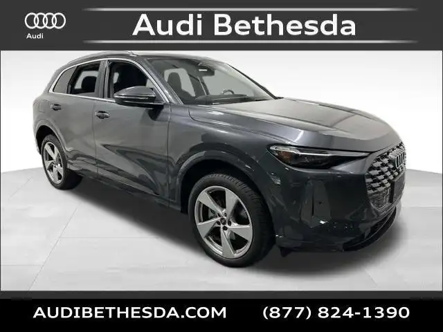 2025 Audi Q5 40 Premium Plus's photo