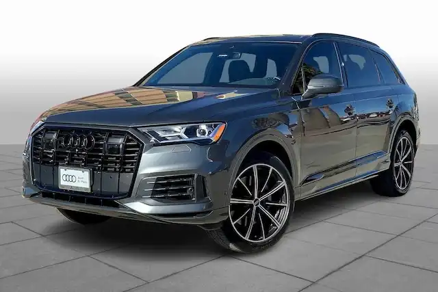2022 Audi Q7 55 Premium Plus quattro Tiptronic's photo