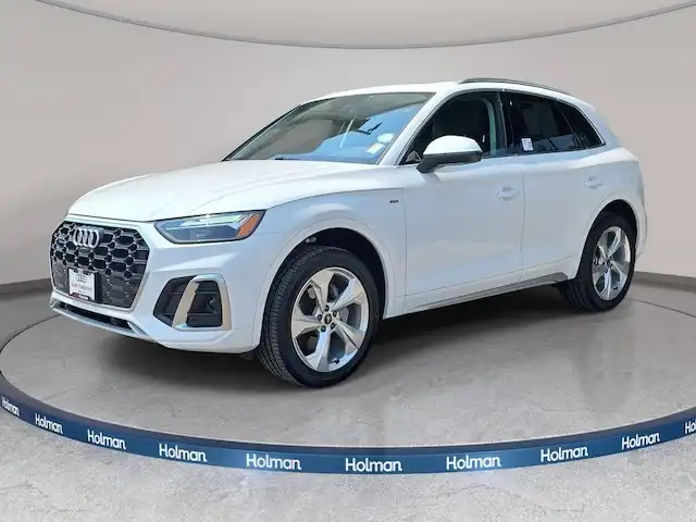 2023 Audi Q5 45 Premium Plus's photo