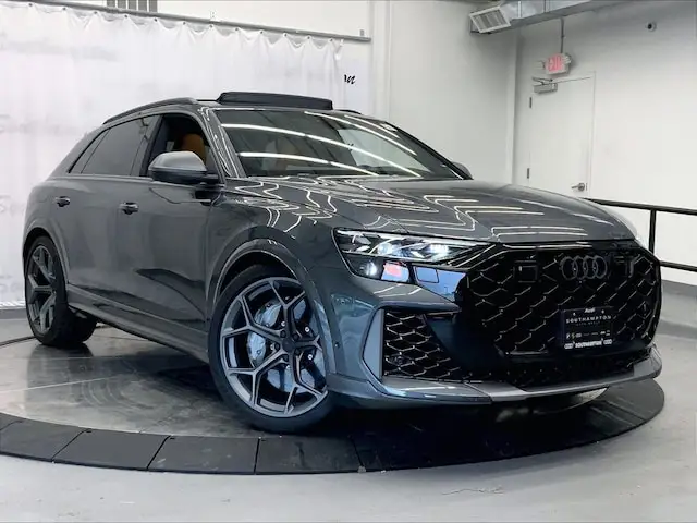 2026 Audi RS Q8 Base photo 1