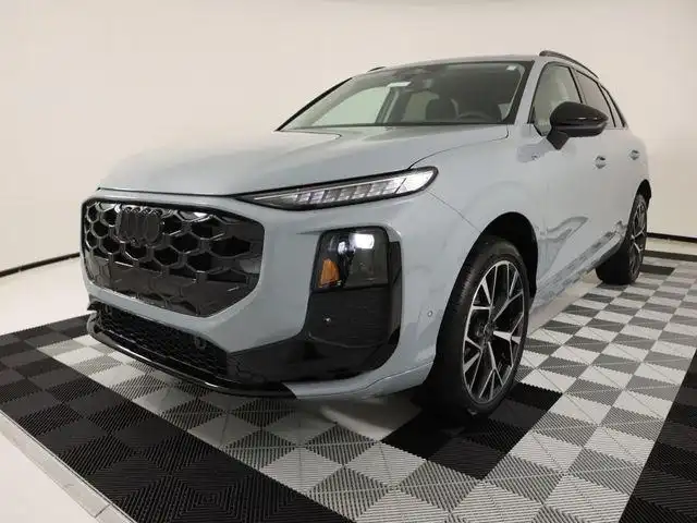 2026 Audi Q3 S line quattro's photo