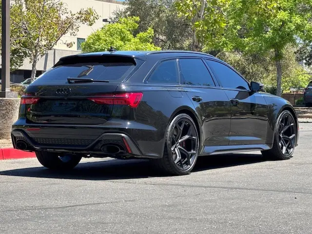 2024 Audi RS 6 Avant Performance photo 5