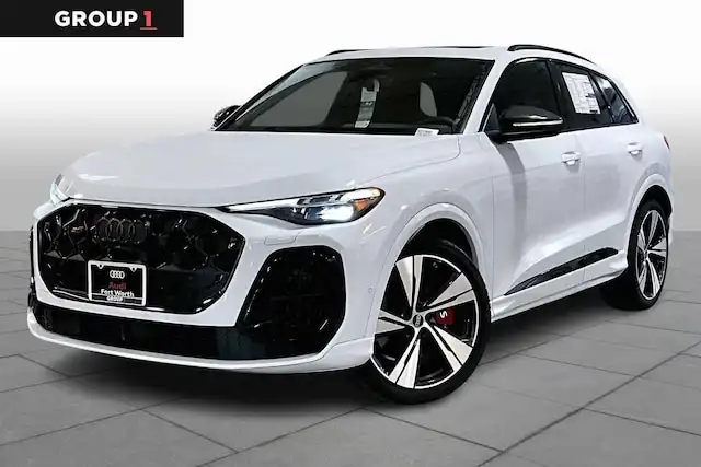 2025 Audi SQ5 Premium Plus's photo