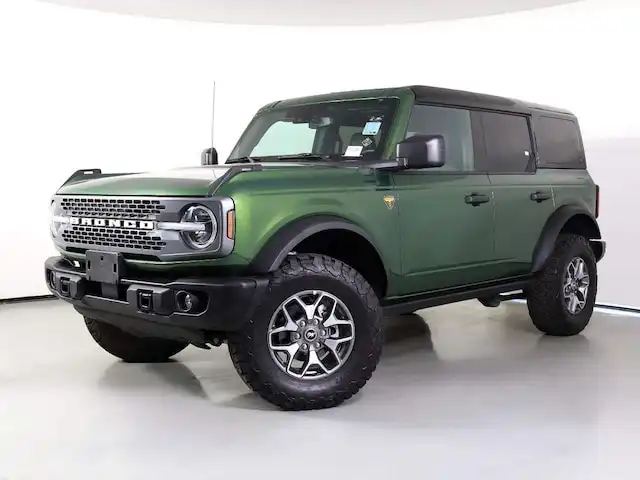 2025 Ford Bronco Badlands 4WD's photo