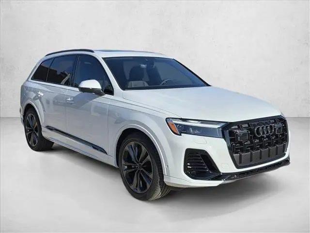 2026 Audi Q7 55 Premium Plus quattro Tiptronic photo 3