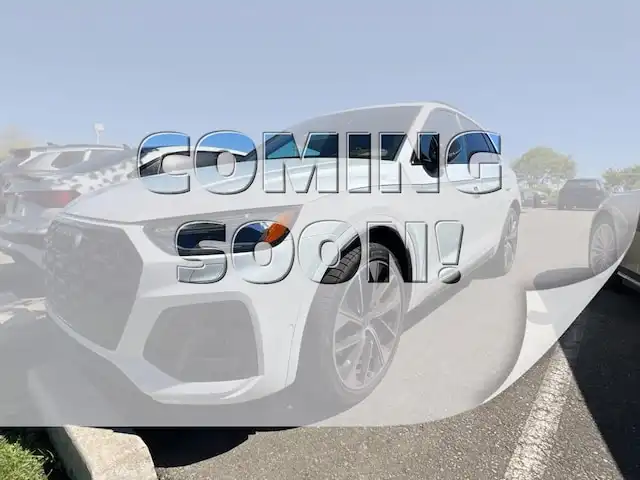 2023 Audi SQ5 Prestige's photo