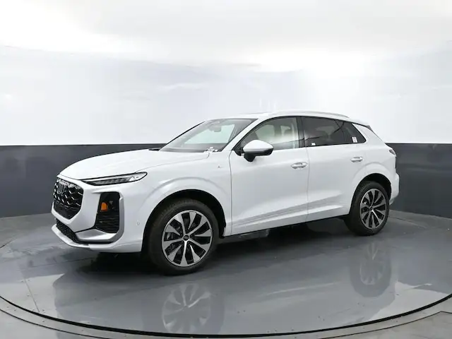2026 Audi Q3 S Line quattro photo 1