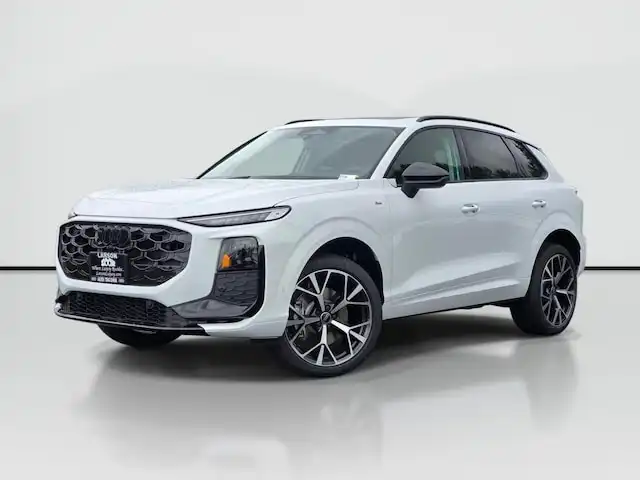 2026 Audi Q3 S Line quattro's photo