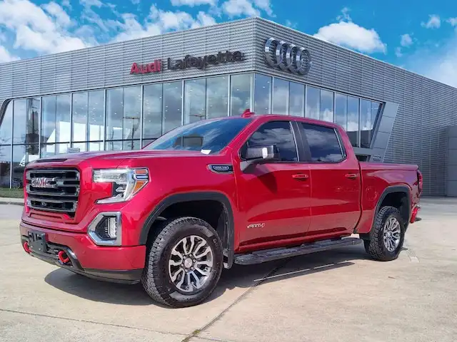 2019 GMC Sierra 4WD Crew Cab Short Box AT4's photo