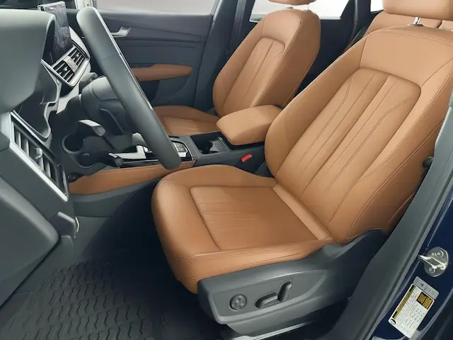 2023 Audi Q5 40 Premium Plus photo 5