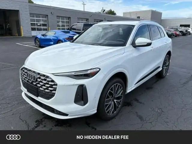 2025 Audi Q5 Premium Plus quattro's photo