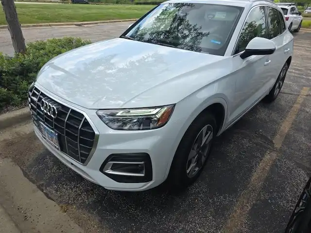 2024 Audi Q5 40 Premium's photo