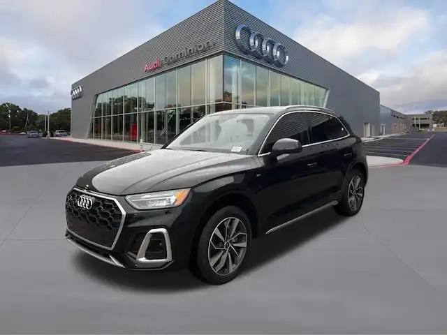 2023 Audi Q5 45 Premium Plus's photo
