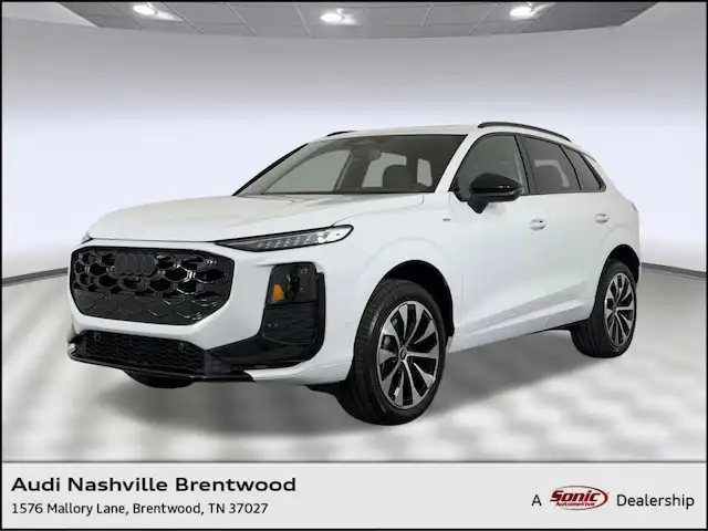 2026 Audi Q3 S line quattro's photo