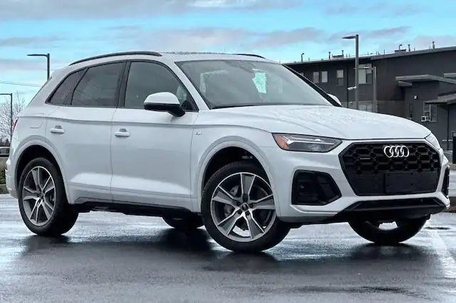 2025 Audi Q5 45 Premium's photo