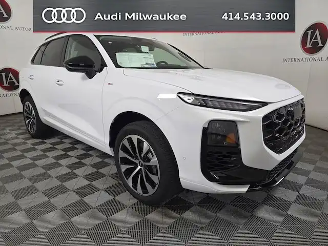 2026 Audi Q3 S Line quattro's photo
