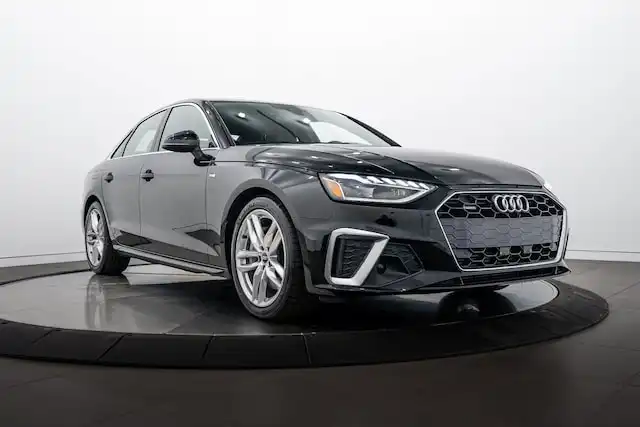 2020 Audi A4 45 quattro S tronic Premium Plus's photo