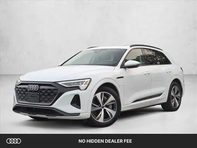 2024 Audi Q8 e-tron 55 114 kWh Premium quattro's photo