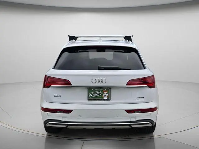 2021 Audi Q5 45 Premium photo 5