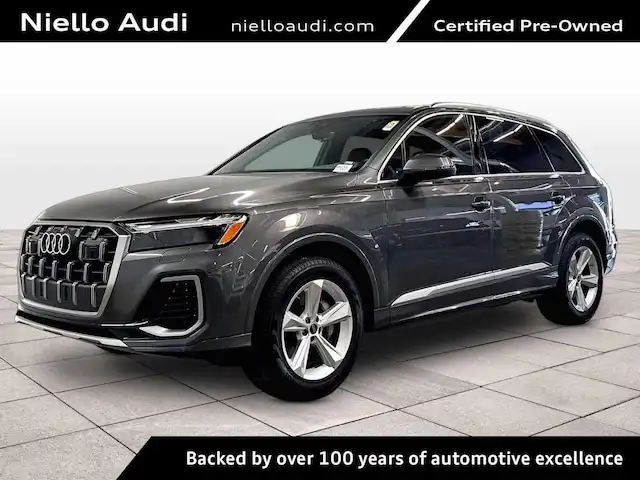 2026 Audi Q7 45 Premium quattro Tiptronic's photo