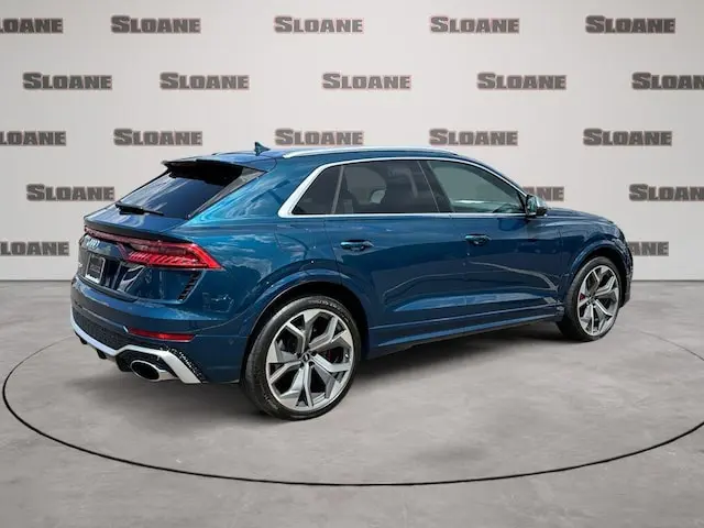 2021 Audi RS Q8 Base photo 5
