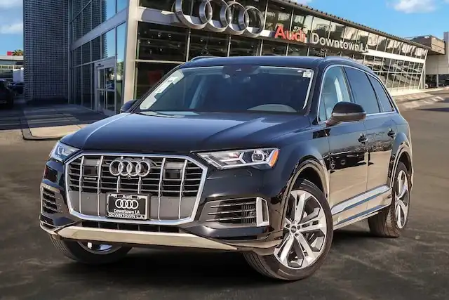 2022 Audi Q7 55 Premium Plus quattro Tiptronic's photo