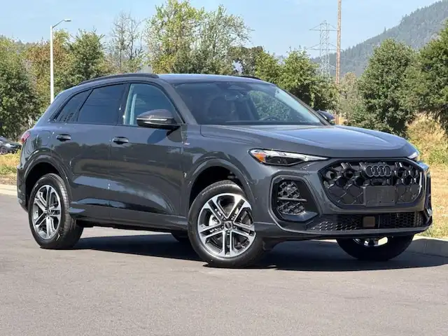 2026 Audi Q5 Premium quattro's photo