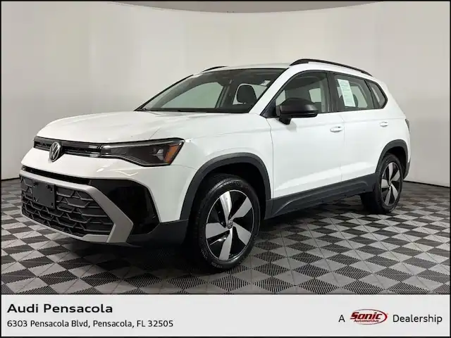 2025 Volkswagen Taos 1.5T S 4Motion's photo